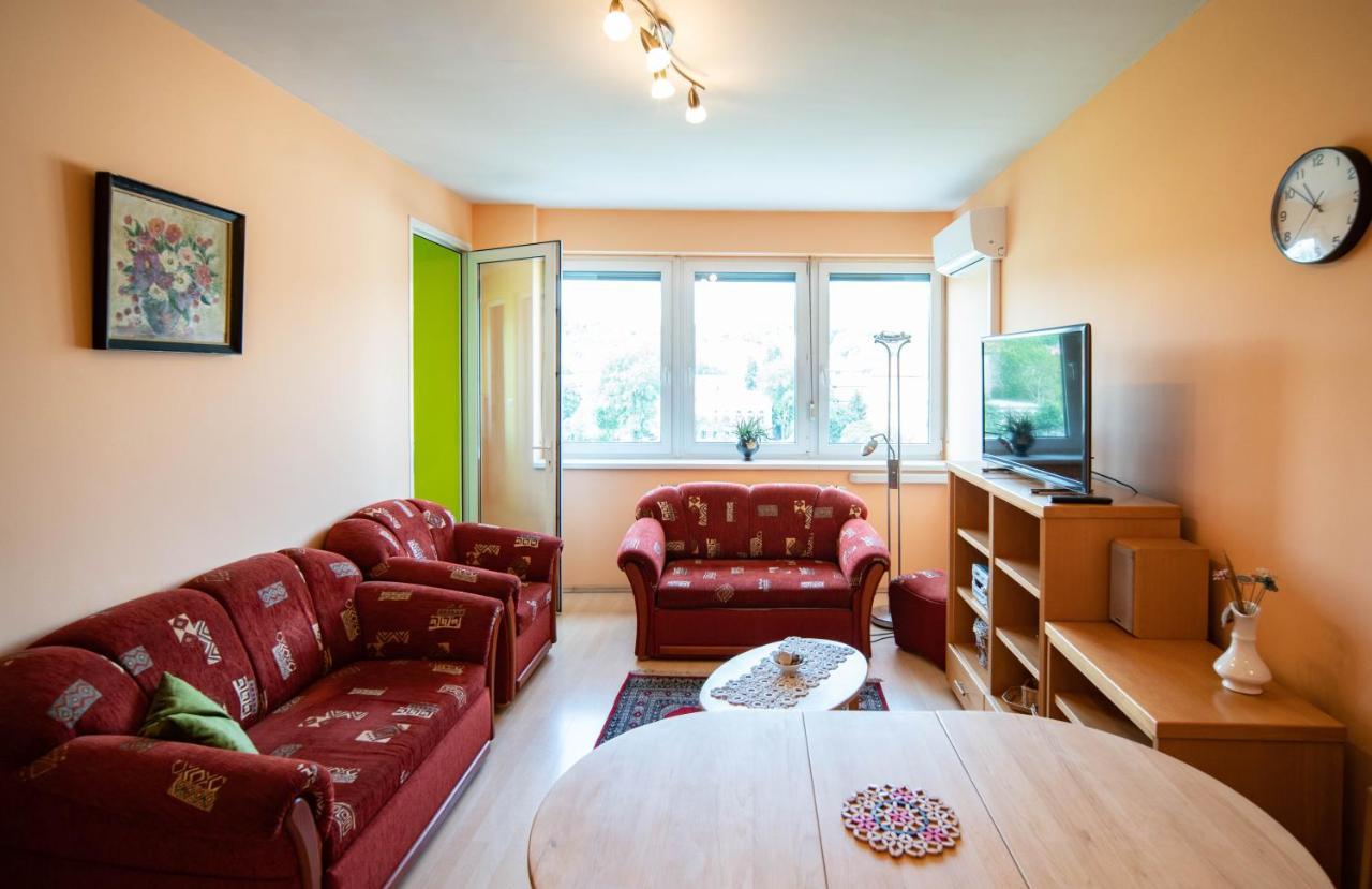 Free Parking Amphitheater Apartment - Wifi, Ac, Tv Budapest Exterior foto