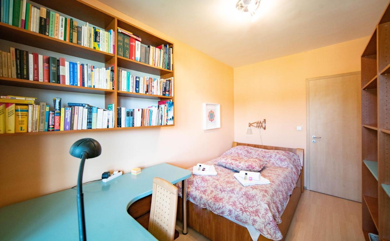 Free Parking Amphitheater Apartment - Wifi, Ac, Tv Budapest Exterior foto
